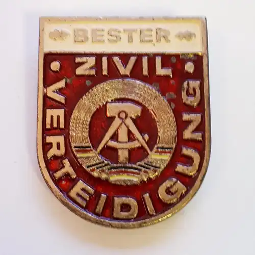 DDR Zivilverteidigung Bestenabzeichen