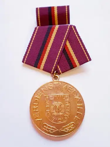 DDR Zivilverteidigung Verdienstmedaille