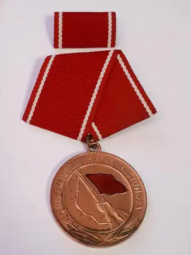 DDR Medaille Für ausgezeichnete Leistungen in den Kampfgruppen