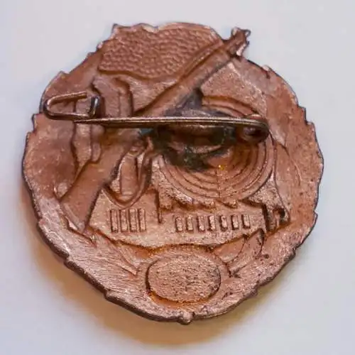 DDR Kampfgruppen Schießabzeichen Ba.Nr. 247a