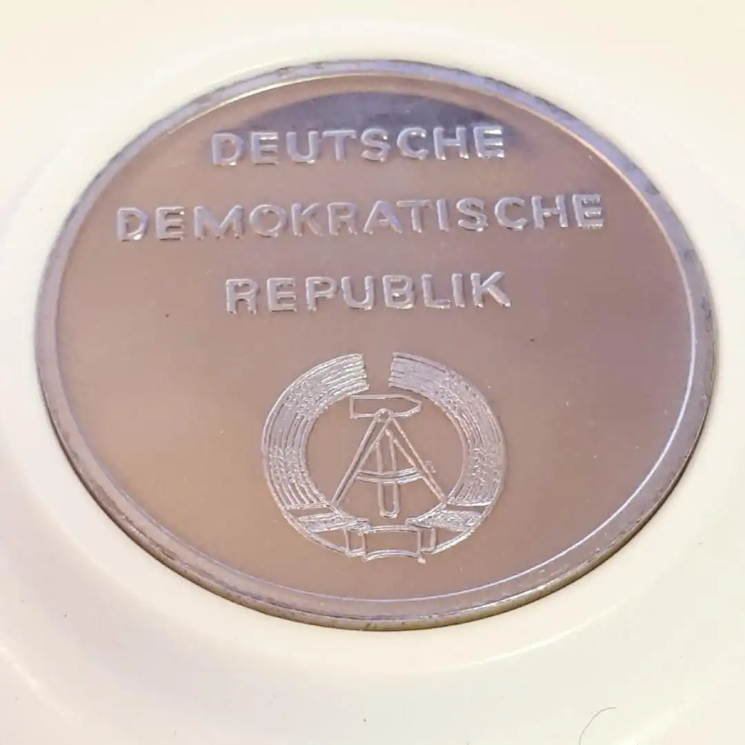 DDR Medaille Feliks Dzierzynski 1877-1926