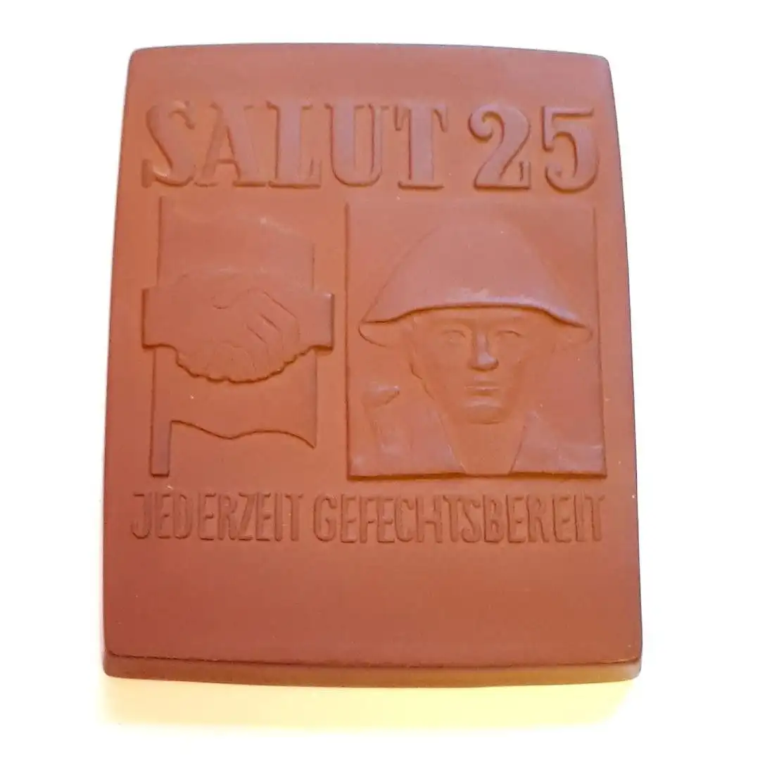 Medaille Meissen Porzellan Salut 25 - Jederzeit gefechtsbereit