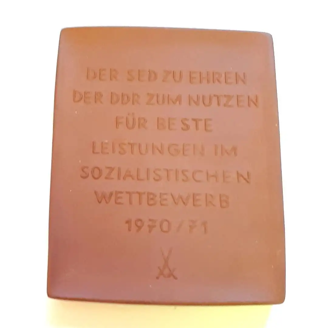 Medaille Meissen Porzellan Salut 25 - Jederzeit gefechtsbereit