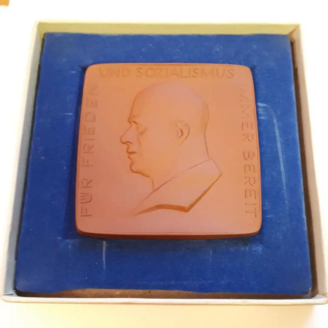 Medaille Meissen Porzellan DDR JP Pionierorganisation Ernst Thälmann