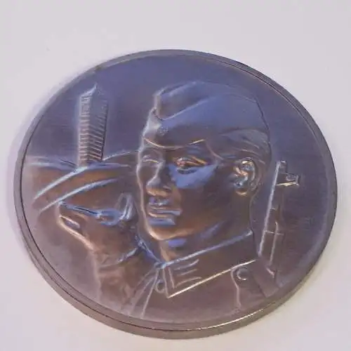 DDR NVA Medaille 20 Jahre Nationale Volksarmee Grenztruppen