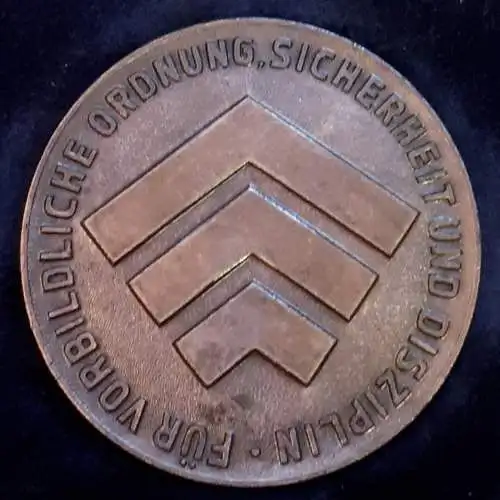 DDR Medaille Für vorbildliche Ordnung, Sicherheit und Disziplin