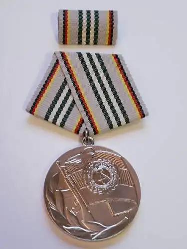 DDR NVA Orden Medaille 30 Jahre NVA