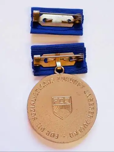 DDR FDJ Medaille Artur Becker in Gold