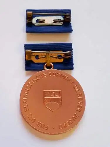DDR FDJ Medaille Artur Becker in Bronze ohne Etui