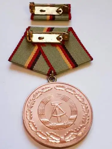 DDR Verdienstmedaille der Organe des MdI