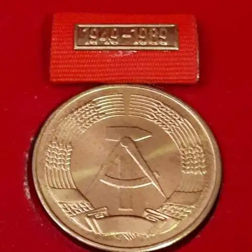 DDR Medaille Zum 40. Jahrestag der DDR