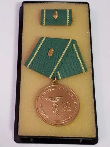 DDR Medaille Für treue Dienste in der Zollverwaltung der DDR 20 Jahre
