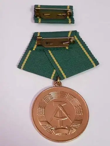 DDR Medaille Für treue Dienste in der Zollverwaltung der DDR 20 Jahre