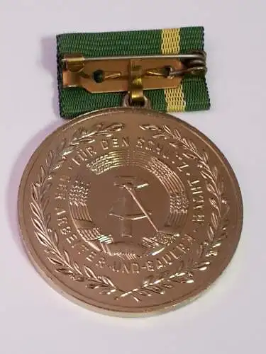 DDR Medaille Freiwilliger Helfer beim Schutz der Staatsgrenze der DDR 25 Jahre