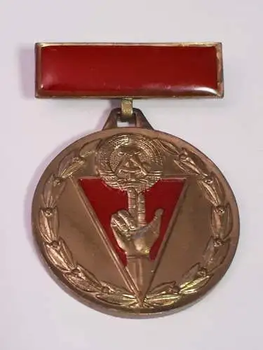 DDR Medaille Komitee der antifaschistischen Widerstandskämpfer in Gold