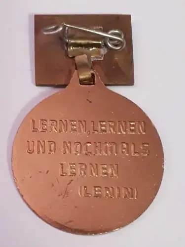 DDR Abzeichen Für sehr gute Leistungen im sozialistischen Berufswettbewerb