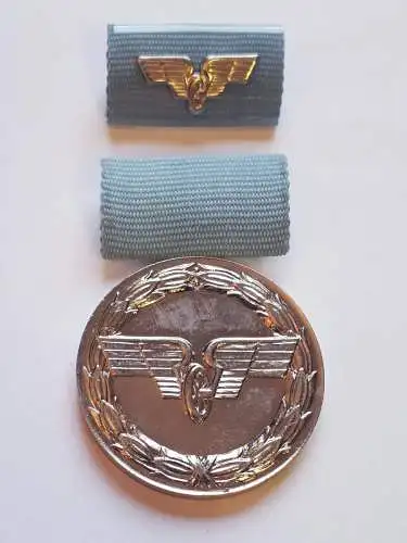 DDR Deutsche Reichsbahn Verdienstmedaille Für treue Dienste