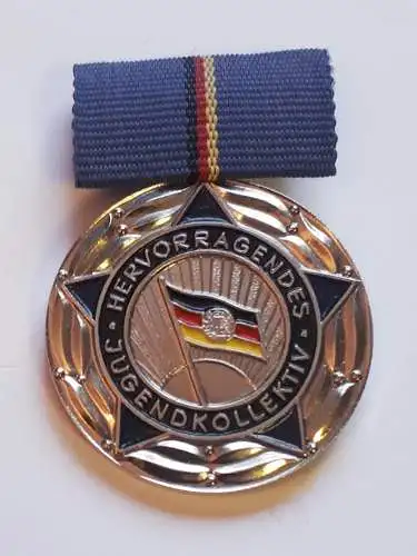 DDR Medaille Hervorragendes Jugendkollektiv