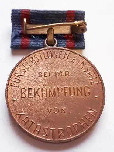 DDR Medaille Für selbstlosen Einsatz bei der Bekämpfung von Katastrophen