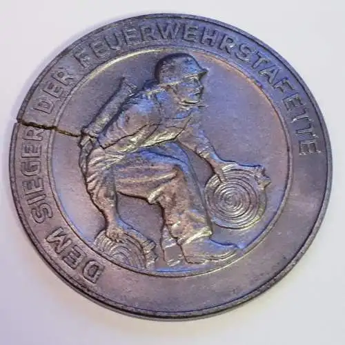 DDR Feuerwehr Medaille Dem Sieger der Feuerwehrstafette