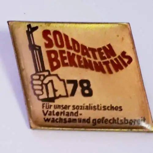 DDR Abzeichen Soldatenbekenntnis 78