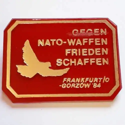 DDR Abzeichen Gegen NATO Waffen-Frieden schaffen