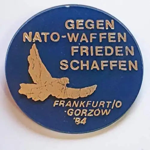 DDR Abzeichen Gegen NATO Waffen-Frieden schaffen