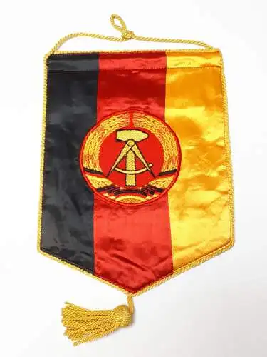 DDR Ehrenwimpel Objekt der vorbildlichen Ordnung und Sicherheit