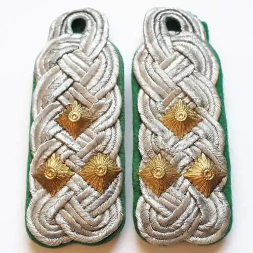 DDR NVA Grenztruppen Schulterklappen Oberst