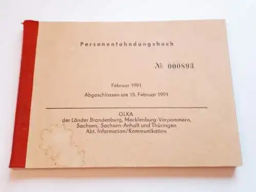 Personenfahndungsbuch der Deutschen Volkspolizei  Februar 1991