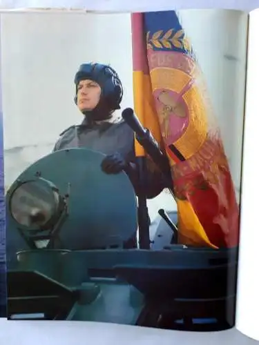 Soldaten des Volkes - Bildband. 