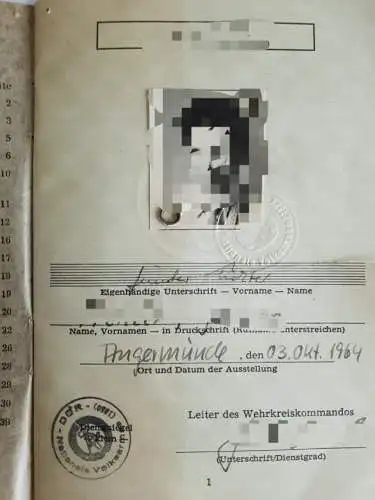 DDR NVA Wehrpaß von 1964
