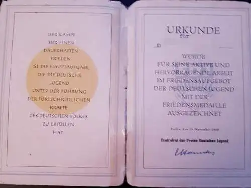 DDR FDJ Urkunde zur Friedensmedaille 15.11.1950