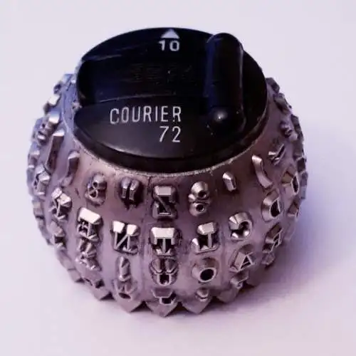 IBM Schreibmaschinen-Kugelkopf Courier 72 Schrift 10