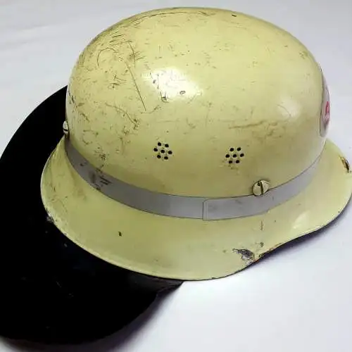 DDR MdI Feuerwehrhelm