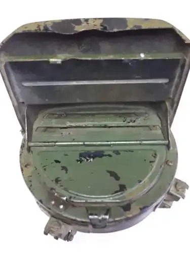 DDR NVA Panzerscheinwerfer mit Nachtmarschaufsatz