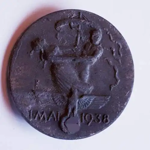 Abzeichen 1.Mai 1938 -defekt-