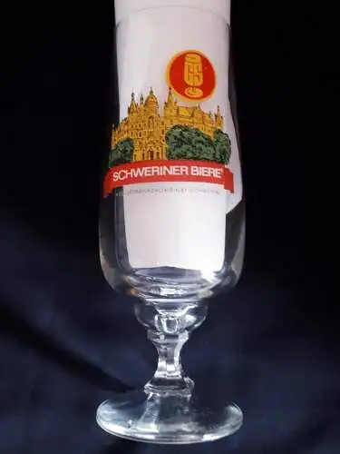 Bierglas Schweriner Bier VEB Getränkekombinat Schwerin