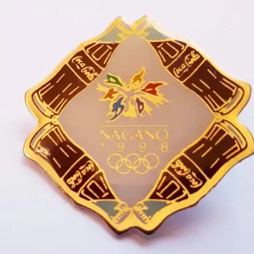 Pin Anstecker Coca-Cola Nagano 1998