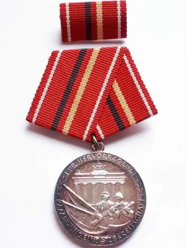 DDR Verdienstmedaille der Kampfgruppen der Arbeiterklasse