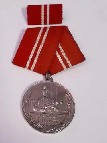 DDR Medaille Für treue Dienste in den Kampfgruppen