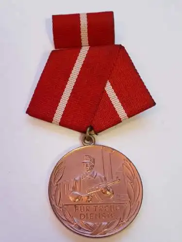 DDR Medaille Für treue Dienste in den Kampfgruppen