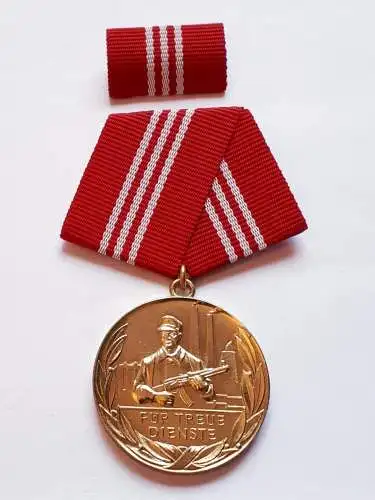 DDR Medaille Für treue Dienste in den Kampfgruppen