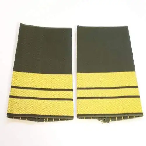 Bundeswehr Marine Aufschiebeschlaufen Kapitänleutnant oliv