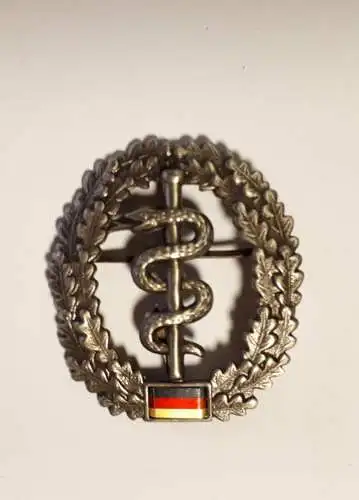 Bundeswehr Barettabzeichen Metallausführung Sanitruppe