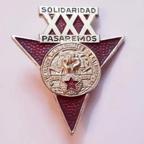 Anstecker Jubiläumsabzeichen Solidaridad Pasaremos 30.Jahrestag