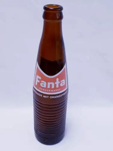 Glasflasche Fanta 0,33 l