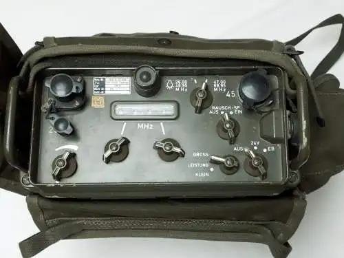 Bundeswehr Funkgerät SEM-35 tragbar