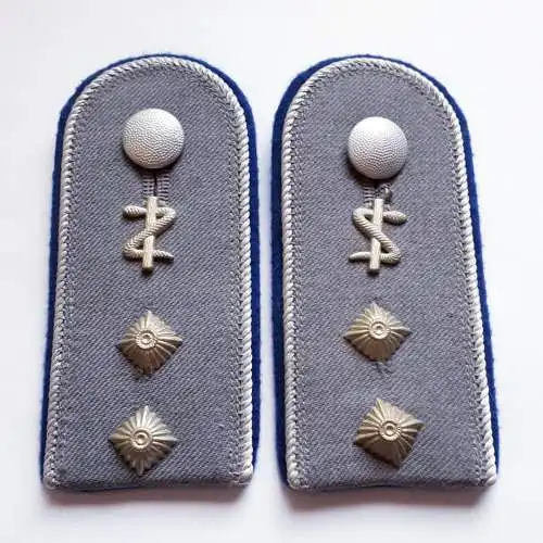 Bundeswehr Sanitätstruppe Schulterstücke Oberleutnant 