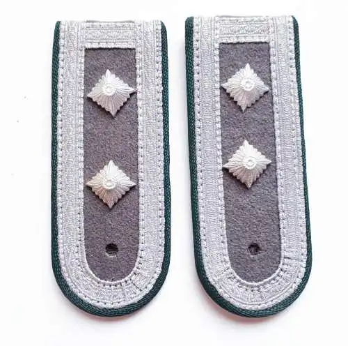 DDR NVA Schulterklappen Rückwärtiger Dienst Oberfeldwebel
